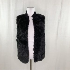 Sag Harbor faux fur black vest